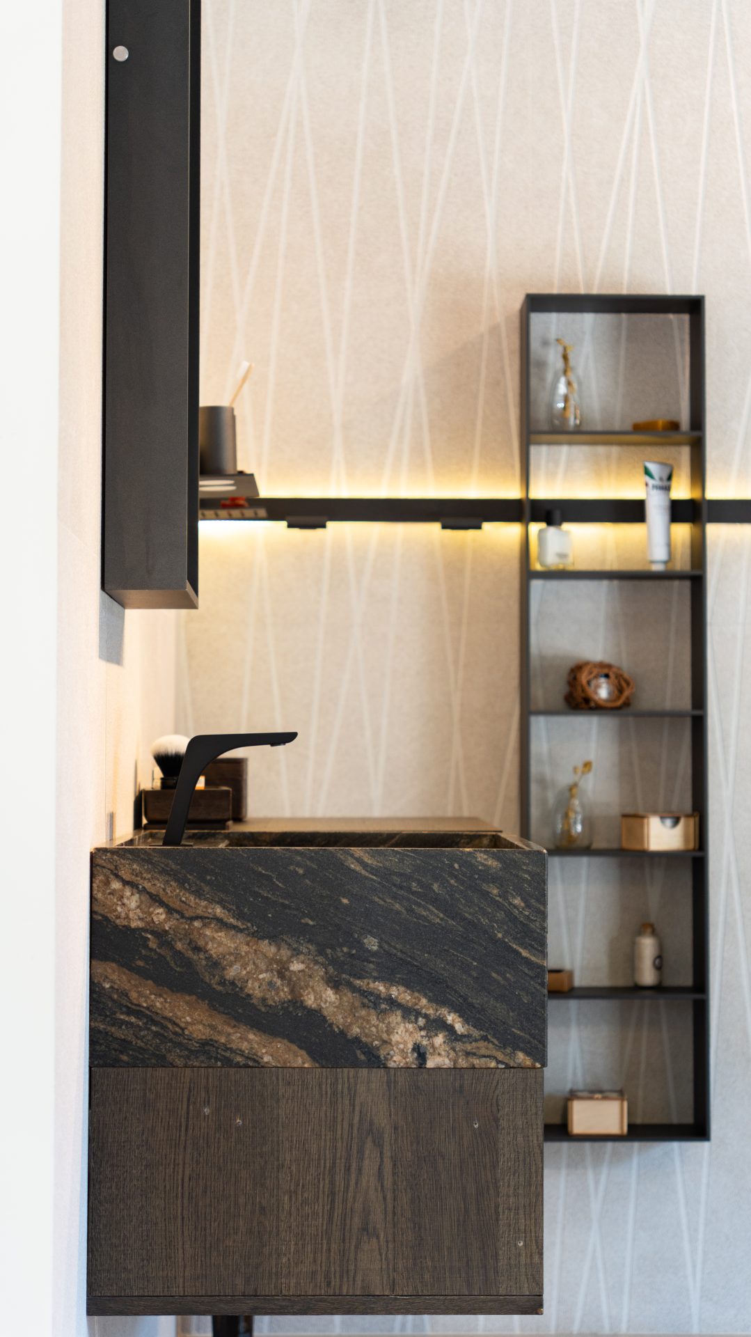 Porcelanosa Etiler Showroom İstanbul – iç mimari tasarım ve uygulama FGA
