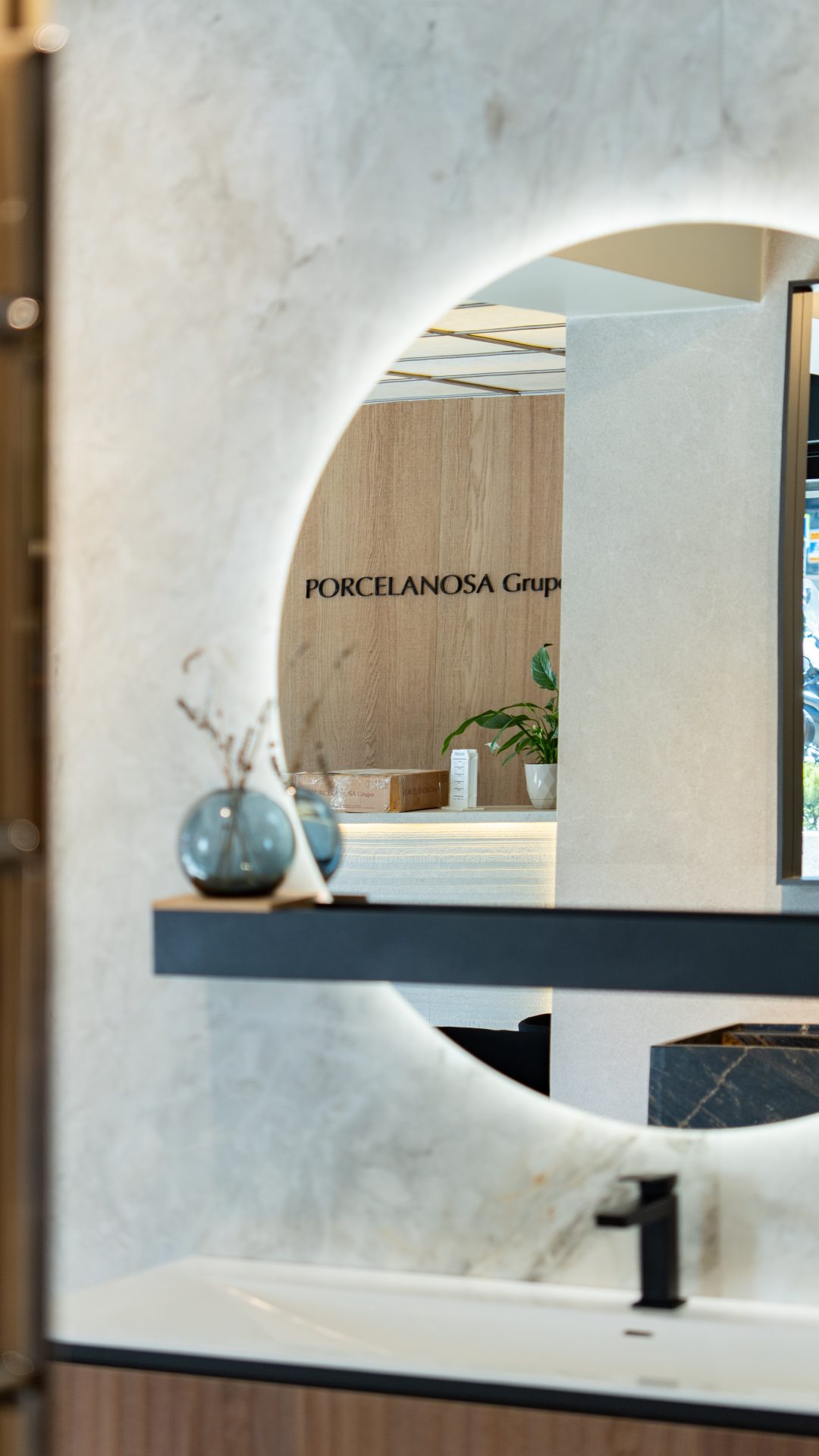 Porcelanosa Etiler Showroom İstanbul – iç mimari tasarım ve uygulama FGA